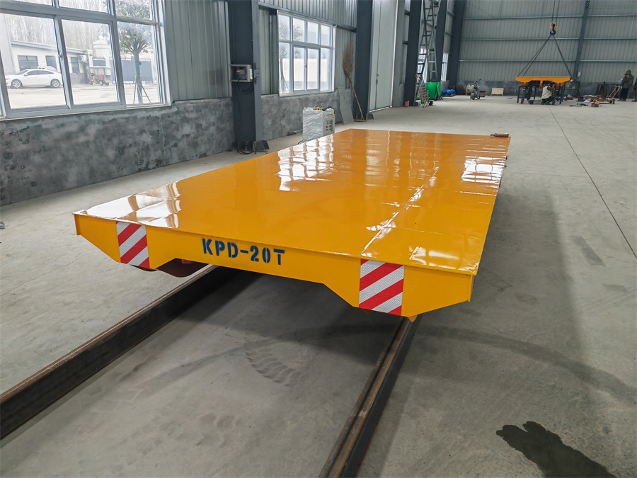 低壓軌道供電型軌道平板車的產(chǎn)品優(yōu)勢介紹